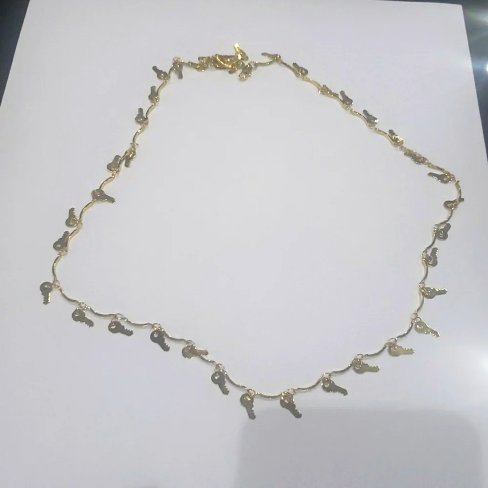 Necklace - Picture 2 of 8